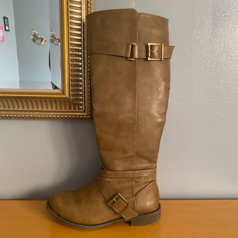 KINSEE flat boot